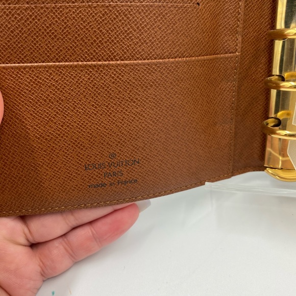 Louis Vuitton Agenda MM - Picture 5 of 11